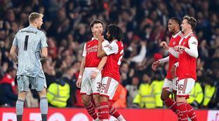 年队击溃时 年队击溃时